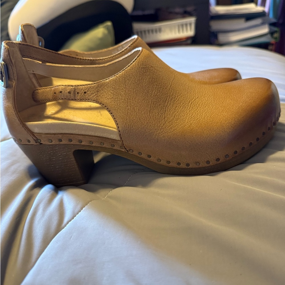 Dansko Tan Leather Women's Mules